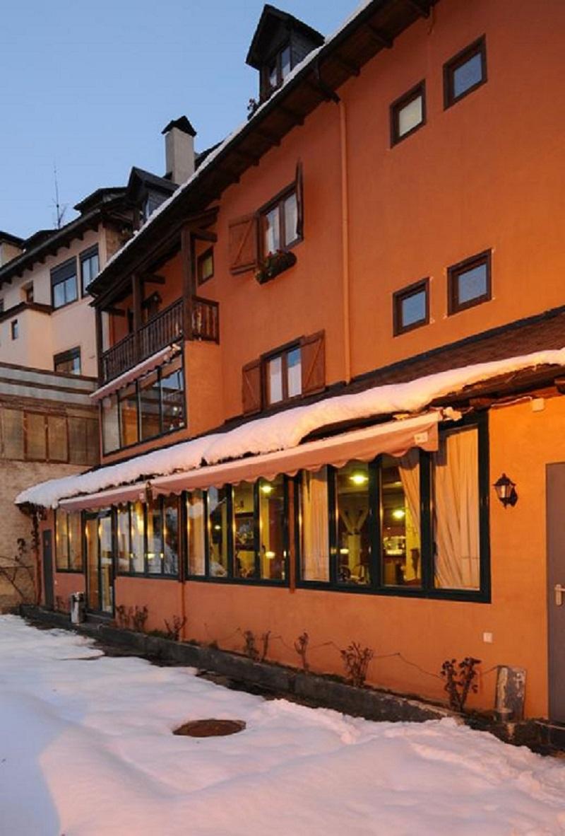 Hotel SNÖ Colomers Salardú Exterior foto